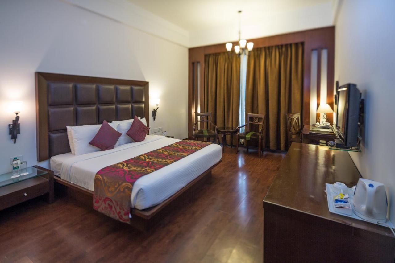 Orana Hotels & Resorts New Delhi Bagian luar foto