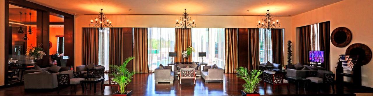 Orana Hotels & Resorts New Delhi Bagian luar foto