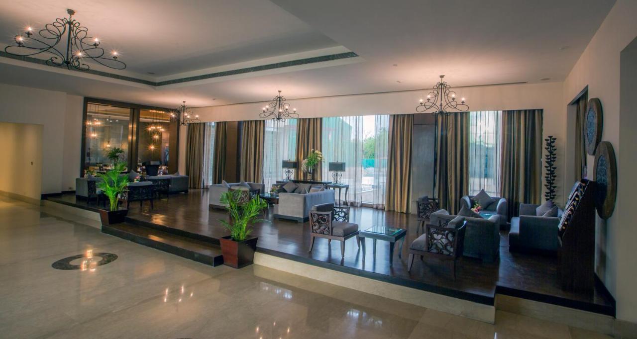 Orana Hotels & Resorts New Delhi Bagian luar foto