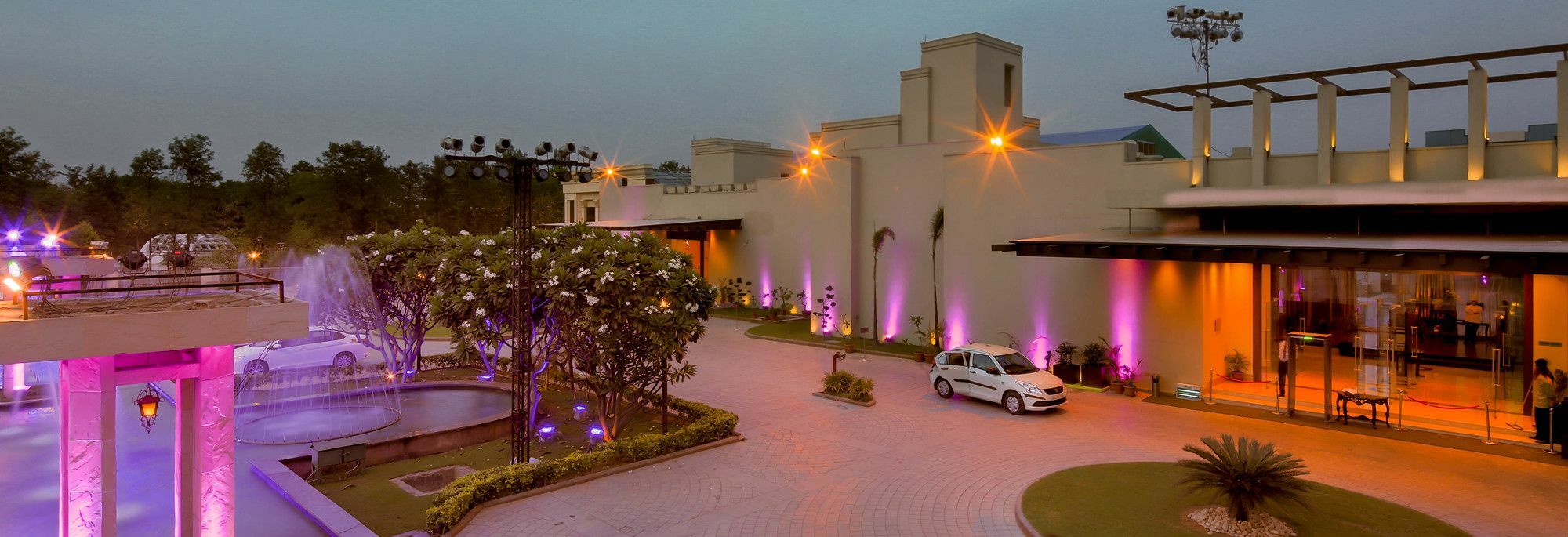 Orana Hotels & Resorts New Delhi Bagian luar foto
