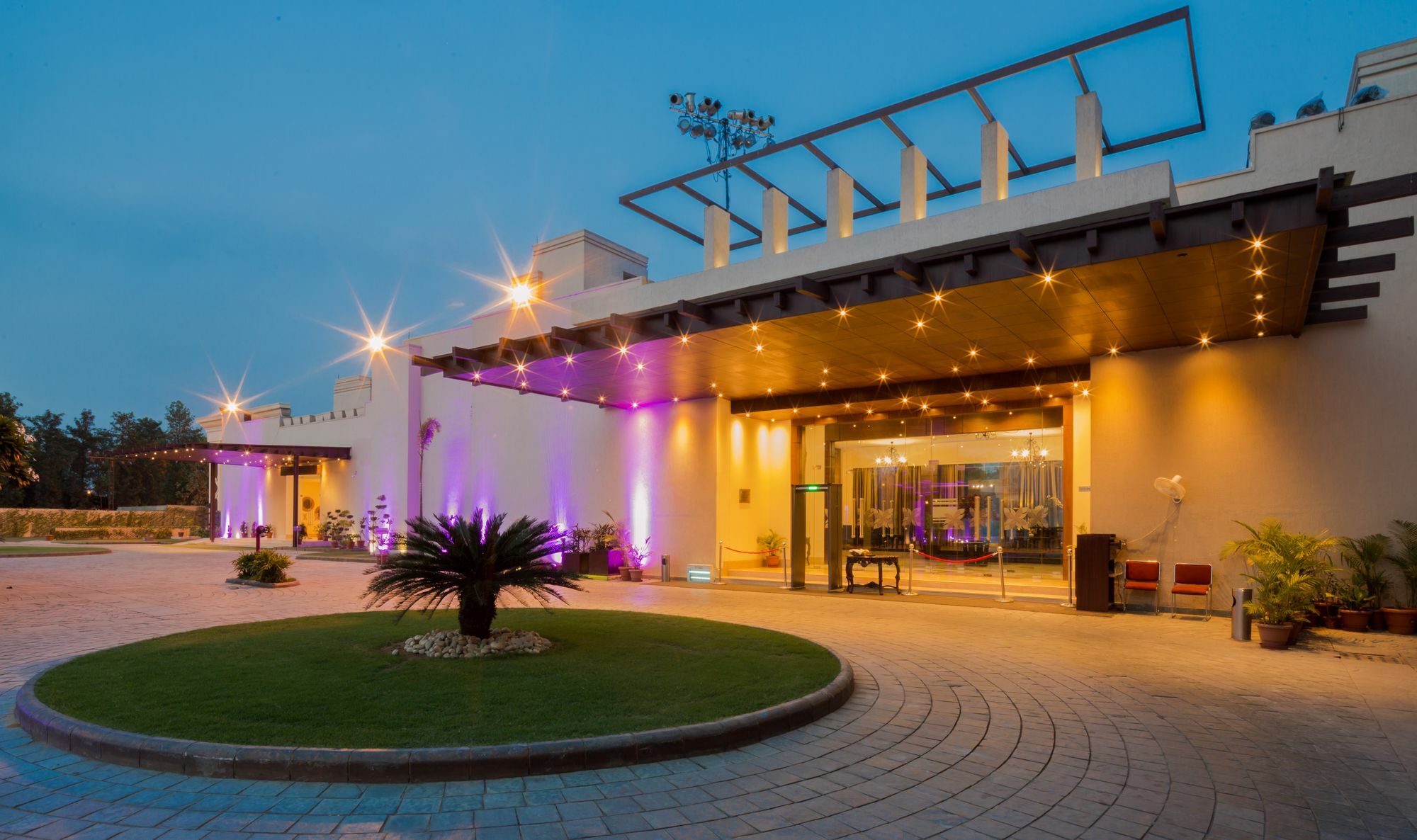 Orana Hotels & Resorts New Delhi Bagian luar foto